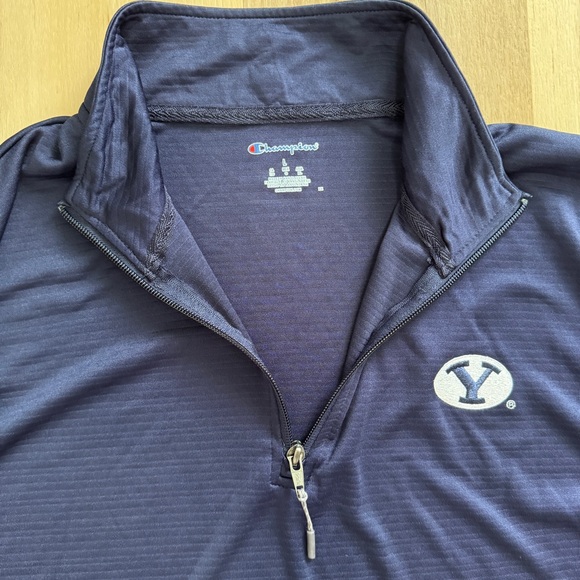 Champions BYU Cougars Quarter Zip Brigham Young University Blue Large Pullover - Picture 6 of 8